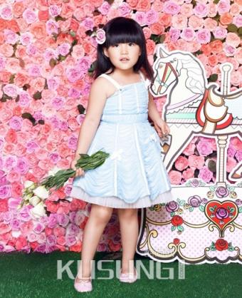 ��ʫ������ʱ�д�Ƭ Angela�����λ�ͯ��