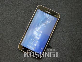 ����Ƶ�ĺ��콢 ����GALAXY S5�ۼ�4180Ԫ