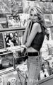�̵�GUESSŮ��20�꾫��һ��