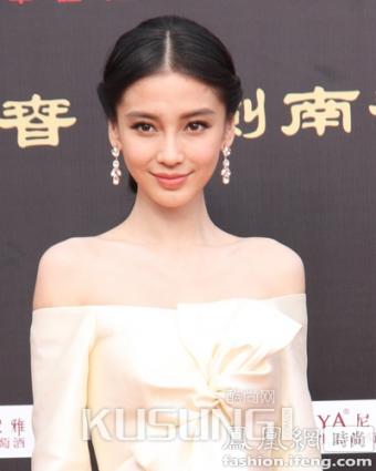 լ��Ů��Angelababy����ױ�ݴ����