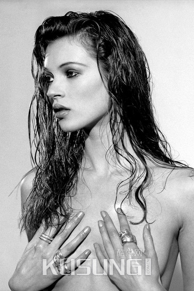 Kate Moss߳ʱ20 ɸƵĴ