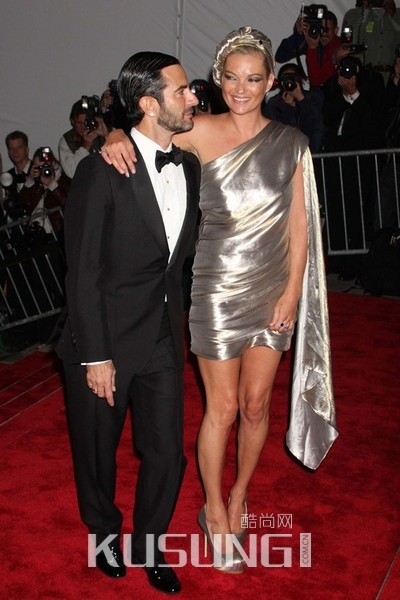 Kate Moss߳ʱ20 ɸƵĴ