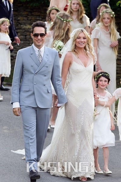 Kate Moss߳ʱ20 ɸƵĴ