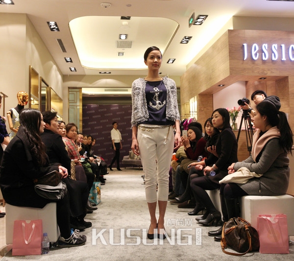 JESSICAۻ꿪ҵ