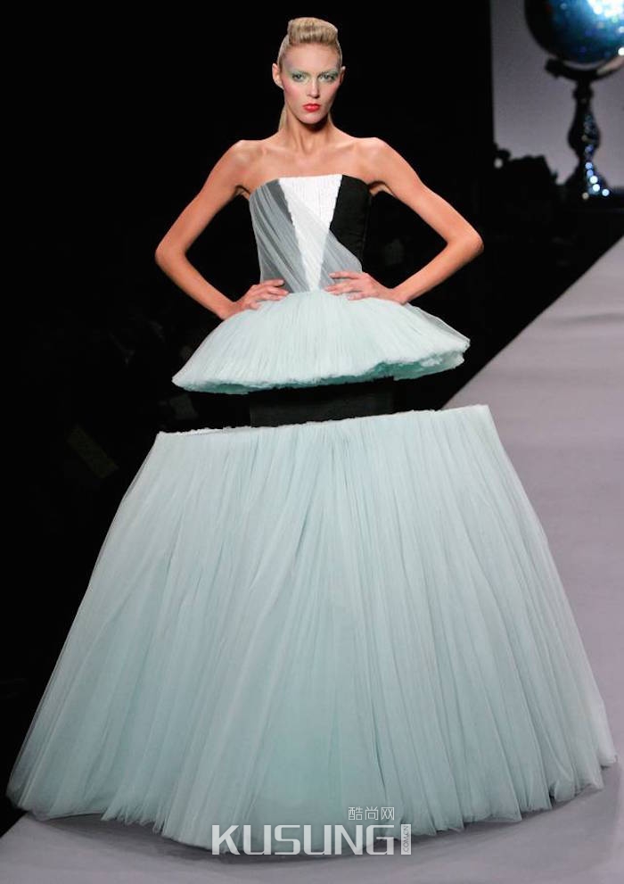 Viktor & Rolf Spring:summer 2010 ready to wear 