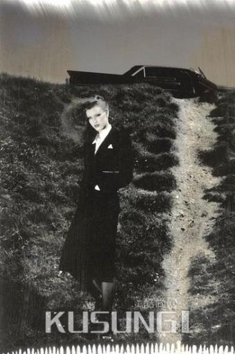 Guy Bourdin��Խ�������ɫ��Ӱ