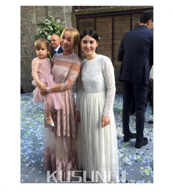 GUCCIǰ���ʦ���� ��鴩Valentino�������