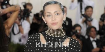 ��������˹�������СS������MTV����¼����󽱳������������