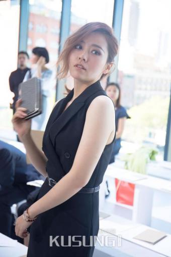 ����ӱ������ᯡ���˼����ȷ��Michael Kors