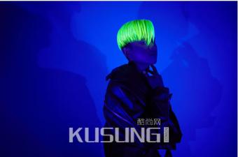 ʩ��ޢ���͹��Ž�������è˫ʮһ����ʢ�䣺�޺緢ɫ�Ե�����